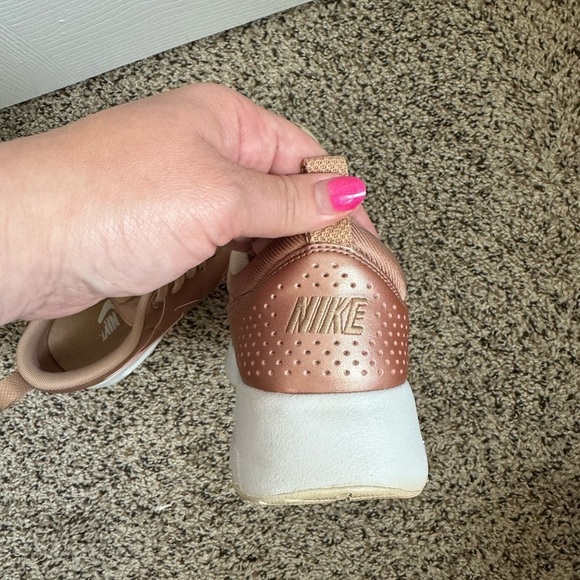 Nike Air Max Thea Metallic Rose Gold Street Sneaker Size 9 - Picture 7 of 14